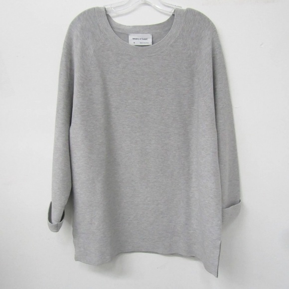 NWOT Ministry of Supply 3D-Knit Slouchy Sweater Size: Medium - Picture 4 of 7
